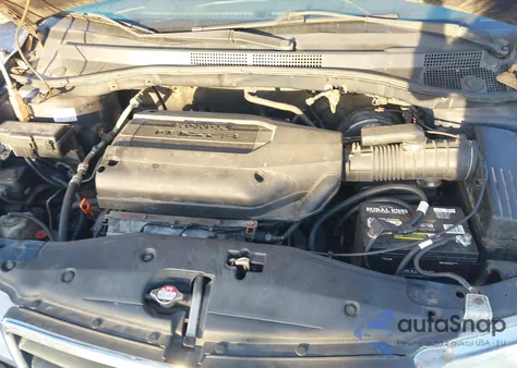 2004 Honda Odyssey Ex-L z USA, uszkodzony, nr VIN 5FNRL18014B098228